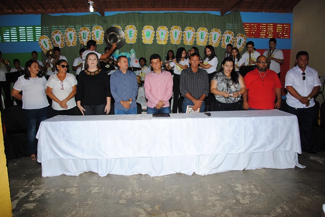 Escola Josué de Oliveira comemora 53 anos de fundação junto a comunidade escolar