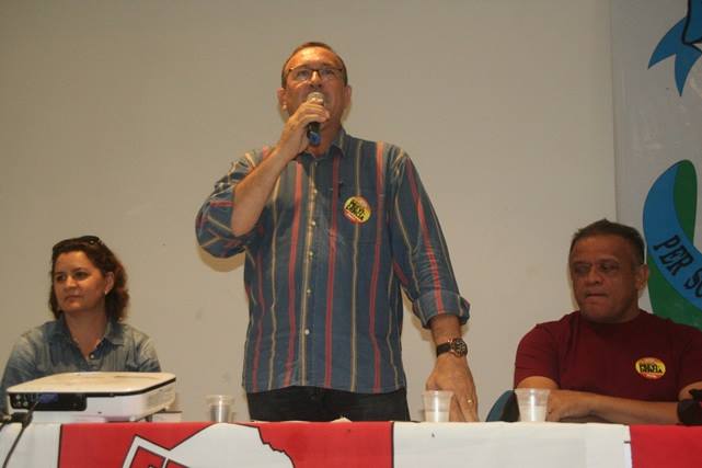 Vice-prefeito Paulo Brasil participa de movimento social para debater conjuntura nacional