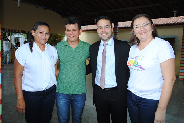 Prefeito Juninho Alves e Juíz Pedro Paulo Falcão da cidade de Caraúbas-RN incentivam alunos através de projeto, na Semana do Estudante