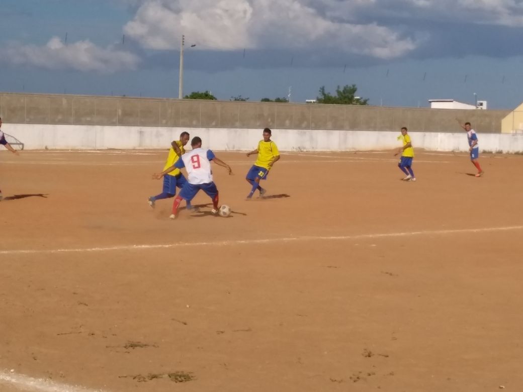 Final de semana agitado de muita bola na rede pela Copa Municipal de Futebol de campo em Caraúbas