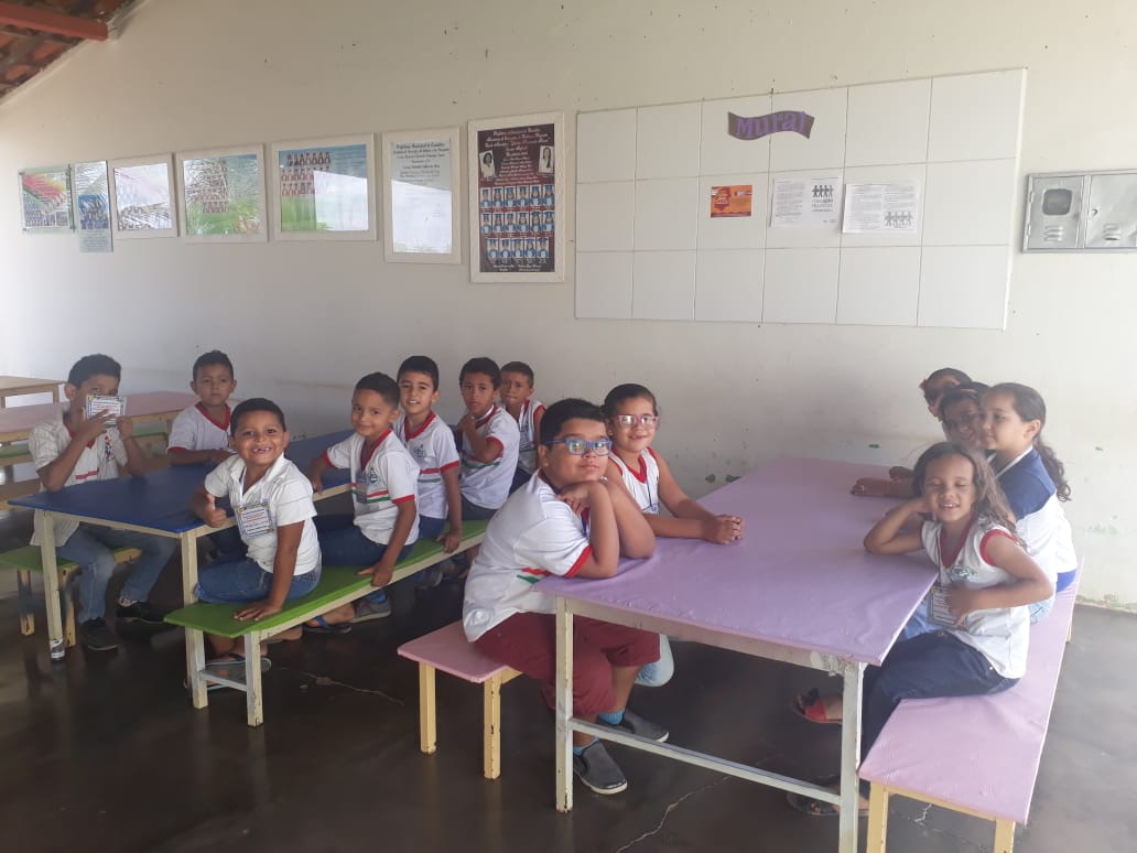 Alunos da Escola Leônia Gurgel desenvolve projeto “Passaporte da Leitura” em Caraúbas