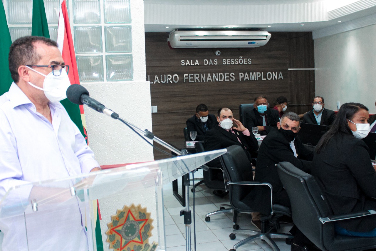 Secretário de Educação faz prestação de contas da pasta mostrando ações realizadas no ano de 2021 em Caraúbas