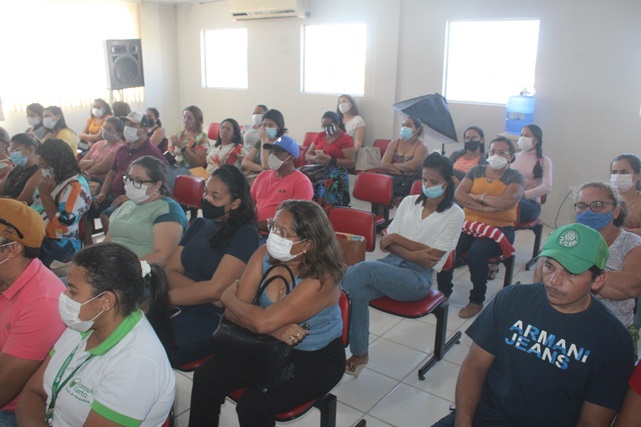 Secretaria de Educação promove “I Diálogo Aberto” com pais de crianças com necessidades especiais em Caraúbas