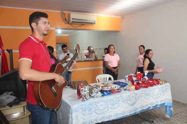 Secretaria de Assistência Social promove festa para comemorar Dia dos Avós em Caraúbas